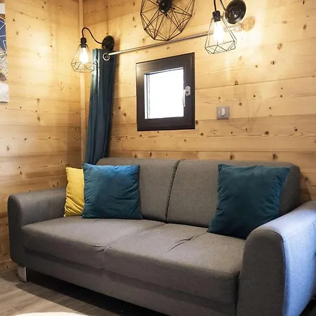 Cosy 4 Pers. 30m² Renove, Aux Pieds, Equipements Modernes, Proche Commerces Et Commodites - Fr-1-545-15 Apartment